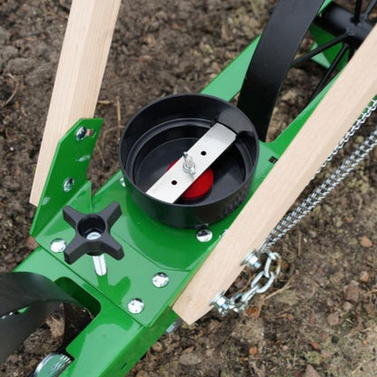  Hoss Garden Seeder